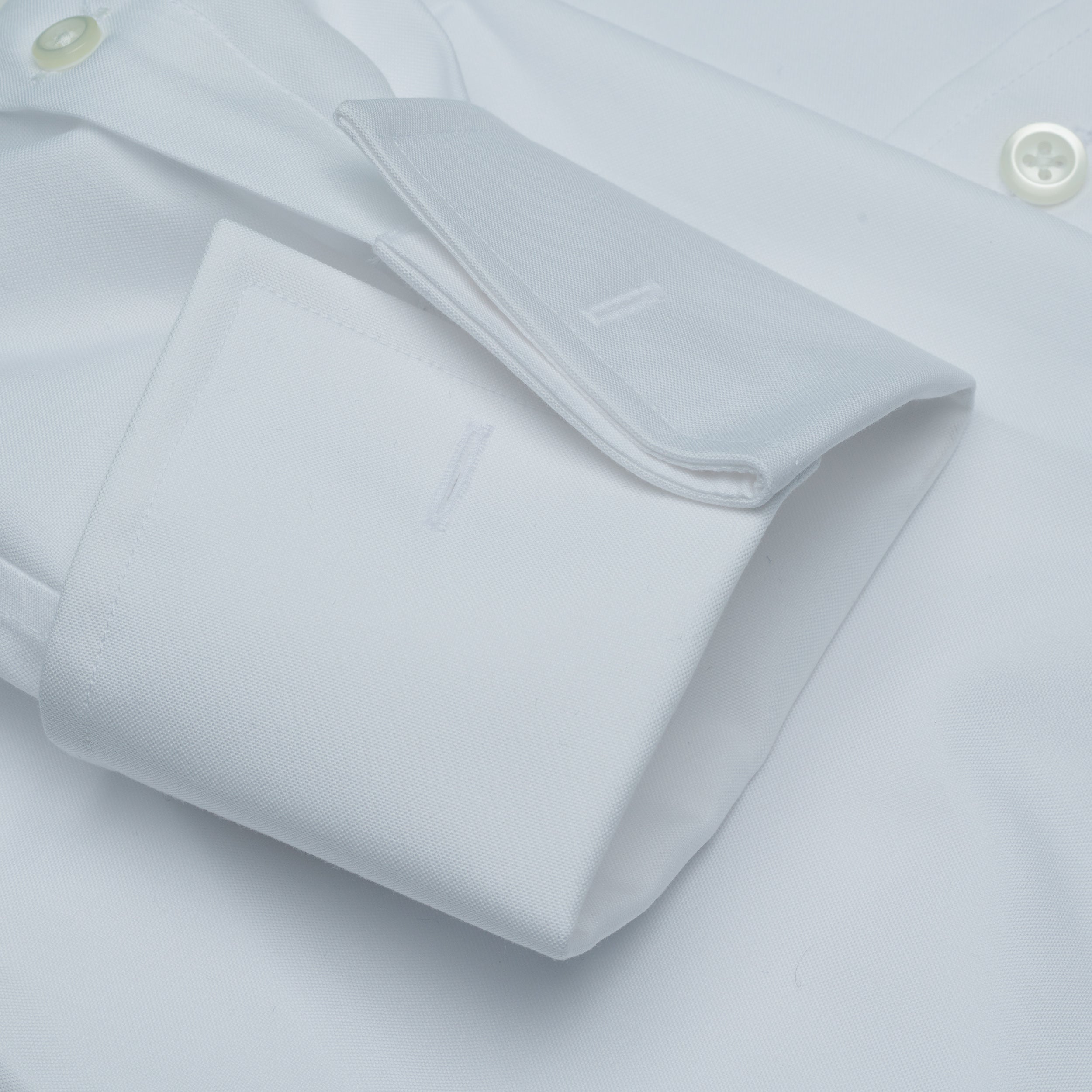 011 TF SC - White French Cuff Tailored Fit Spread Collar