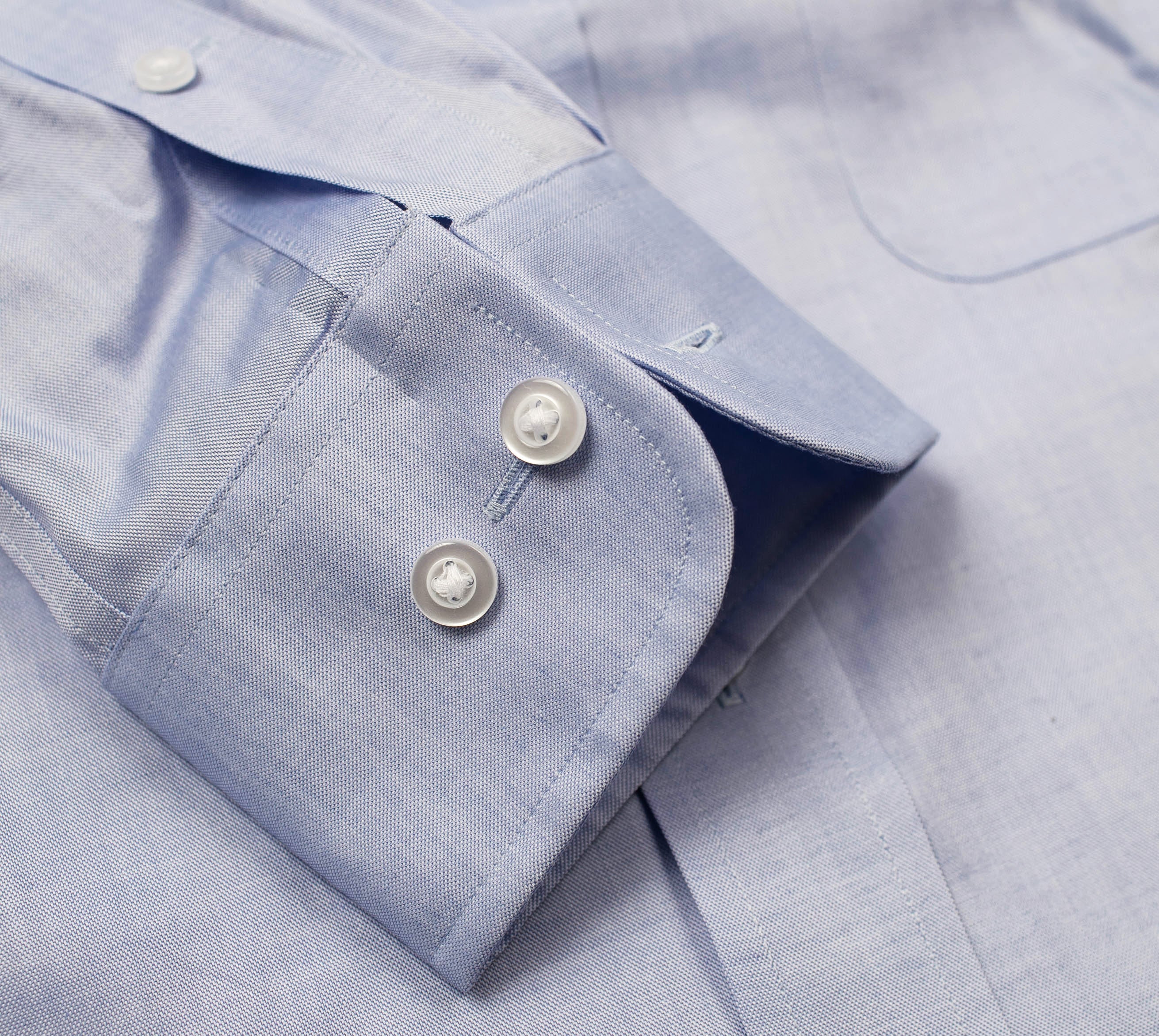 224 BD - Thomas Dylan Blue Button Down Collar