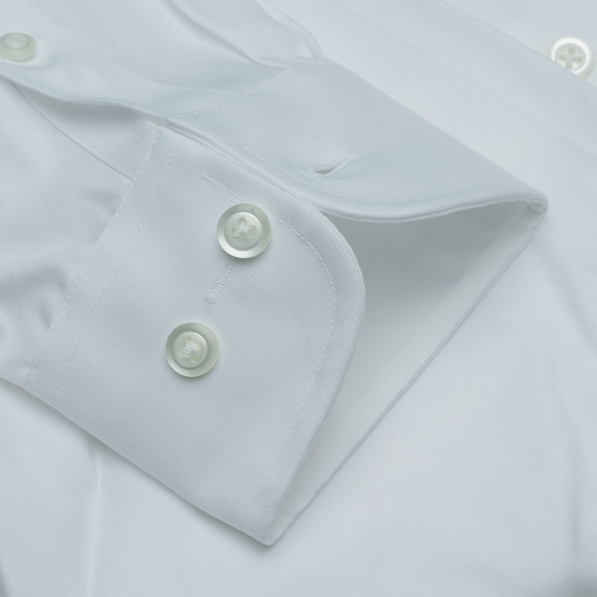 000-White Spread Collar-Tailor Fit Mens Dress Shirt Cooper and Stewart 